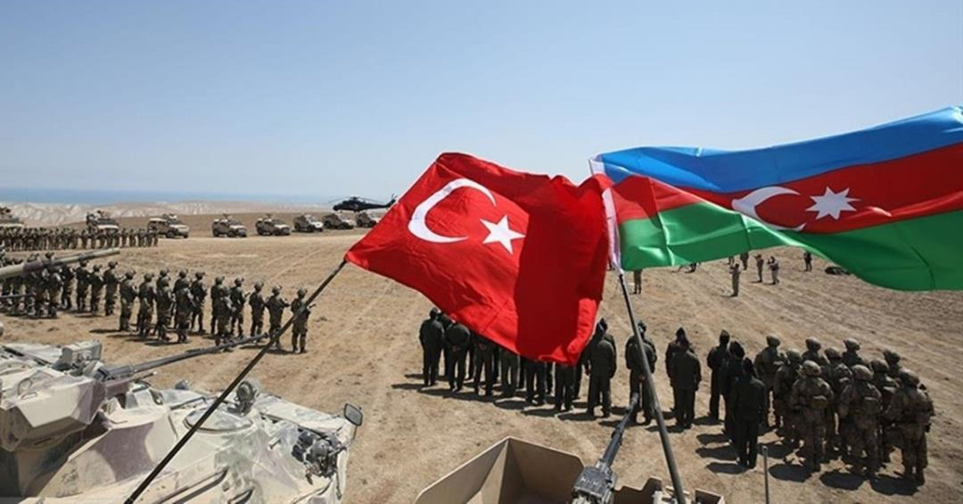 تصاویری از رزمایش مشترک امروز آذربایجان و ترکیه در نخجوان