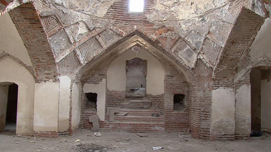 حمام ۵۰۰ ساله مراغه در آستانه نابودی کامل قرار گرفت + عکس