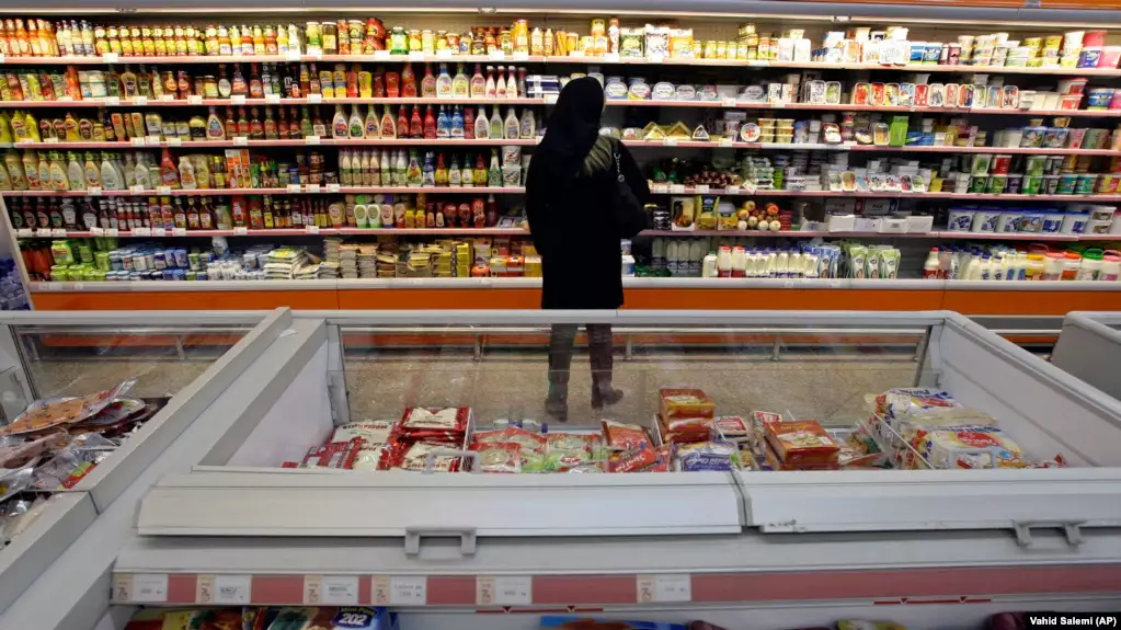 رکورد جدید در افزایش قیمت خوراکی‌ها در ایران