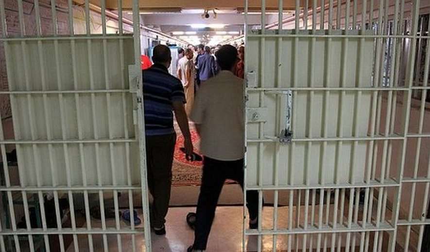 اعتصاب دسته جمعی زندانیان محبوس در زندان اهر