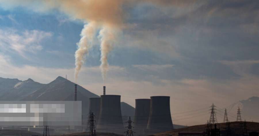 تداوم مازوت سوزی نیروگاه‌ها در شهرهای آذربایجان‌جنوبی؛ وضعیت وخیم هوا در شازند و اراک