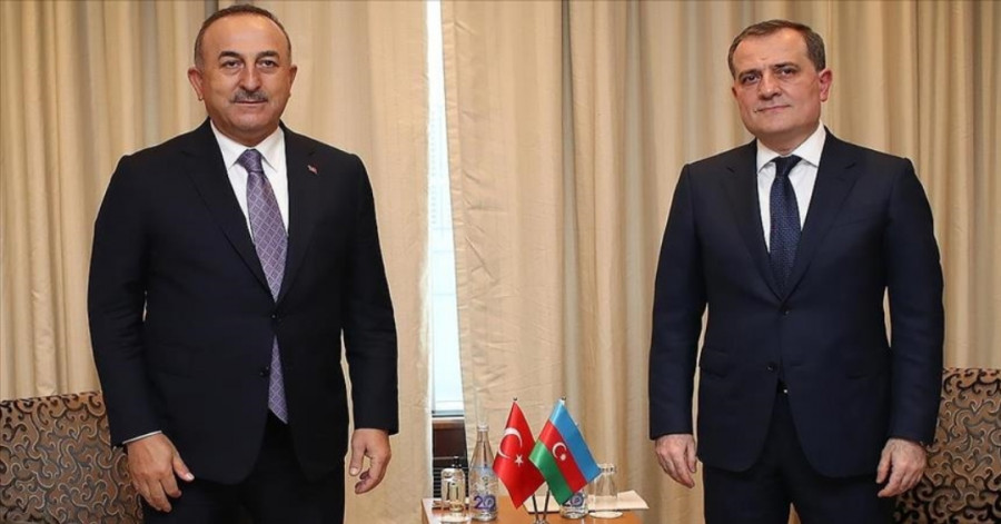 گفتگوی تلفنی وزرای خارجه آذربایجان و ترکیه