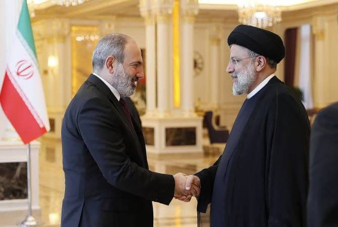 گفتگوی تلفنی ابراهیم رئیسی با نخست وزیر ارمنستان
