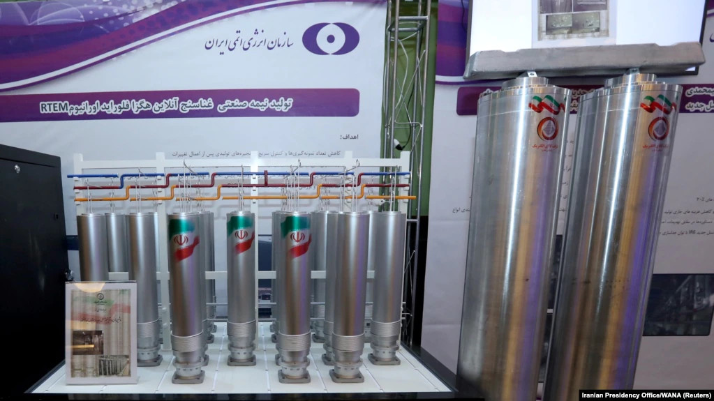 با هر توافقی فاصله تهران با بمب اتم کمتر می‌شود
