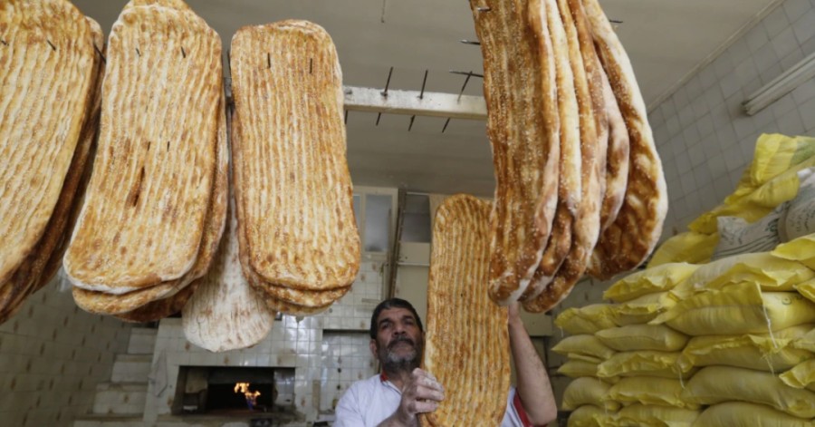 نان بربری «نماد صبحانه» در شهرهای آذربایجان‌جنوبی؛ فعالیت‌ نانوایی‌های بربری ماکو در صبح‌های ماه رمضان ممنوع شد