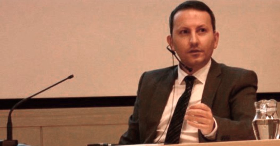 ضرب و شتم دانشمند آذربایجان‌جنوبی محکوم به اعدام، در زندان اوین