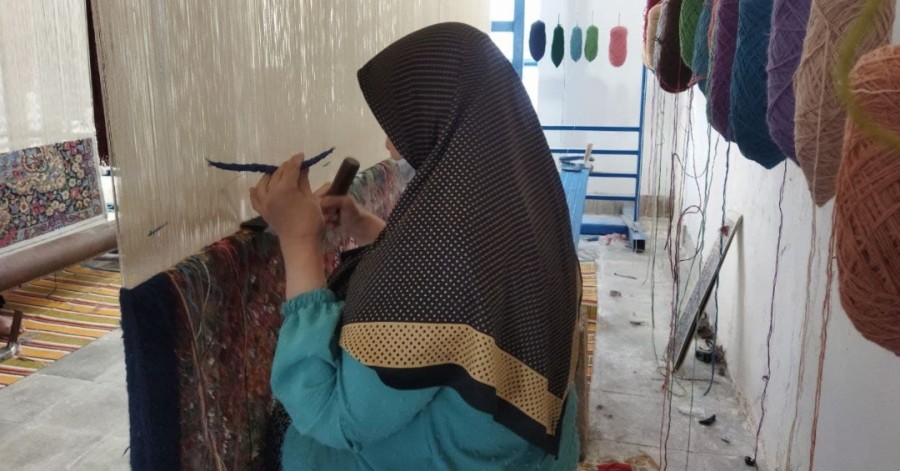 بهره‌کشی از زنان تحت شعار «ایجاد اشتغال از طریق کارگاه‌های کوچک و خانگی»