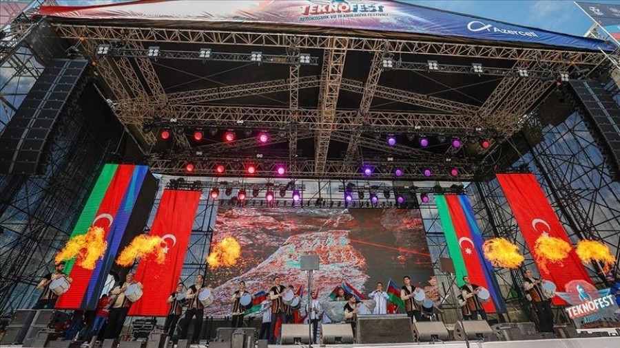 آغاز به کار جشنواره «تکنوفست» در آذربایجان