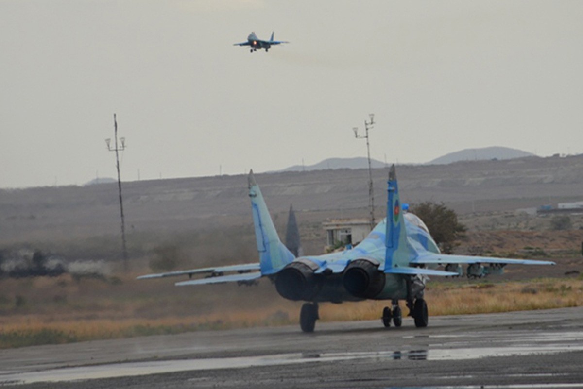 پس از عملیات «قصاص»؛ آغاز تمرینات جنگنده های آذربایجان + ویدئو