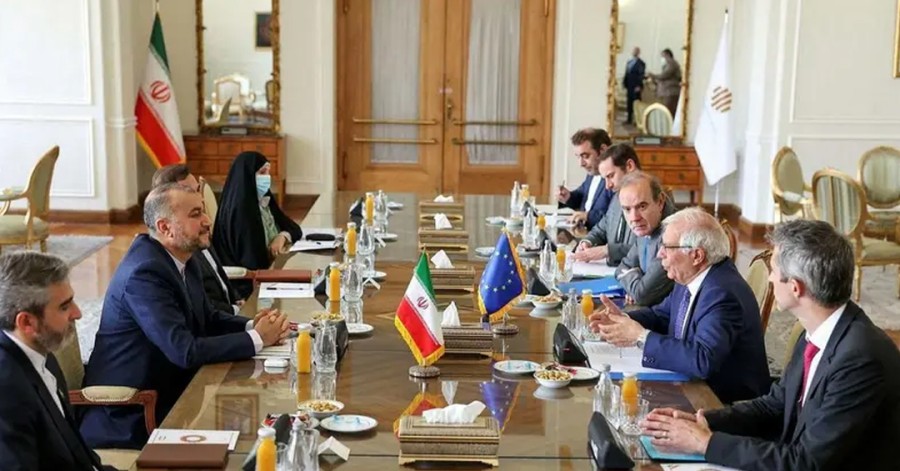 عقب‌نشینی‌ ایران از شرط حذف سپاه از فهرست گروه‌های تروریستی
