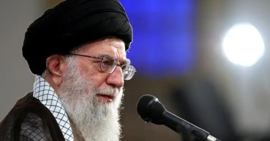 گمانه‌زنی درباره وخامت حال خامنه‌ای؛ در اندرونی کاخ مرمر چه می‌گذرد؟