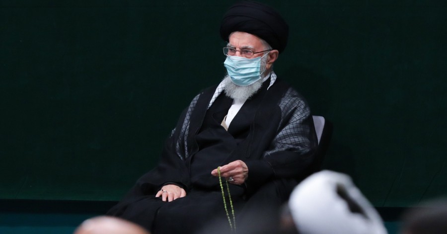 رونمایی از علی خامنه‌ای پس از دو هفته