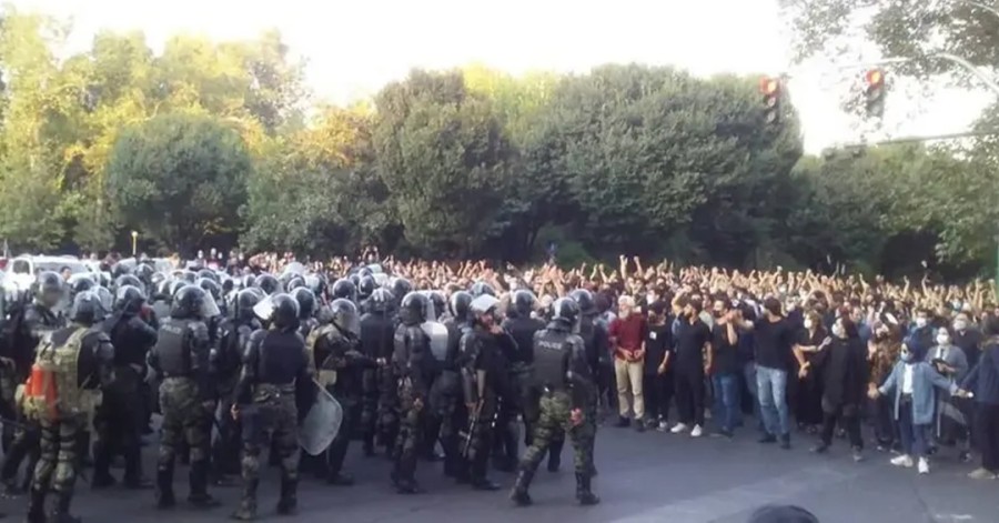 کمیساریای عالی حقوق بشر خواستار آزادی مردم ایران برای برگزاری تجمعات مسالمت‌آمیز شد