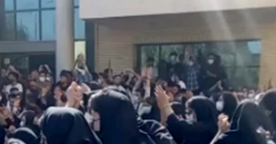 اعتراضات و اعتصاب دانشجویان در دانشگاه زنجان - ویدئو