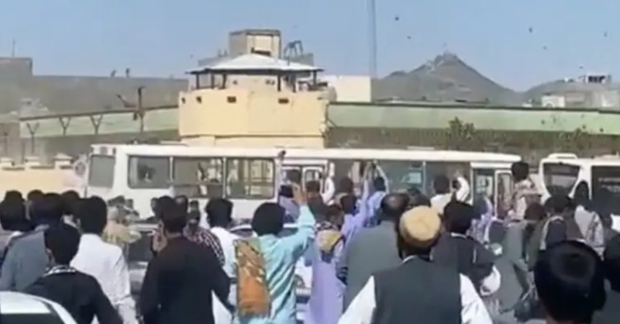 ۴۲ کشته و ۱۹۷ زخمی در اعتراضات گسترده روز گذشته زاهدان