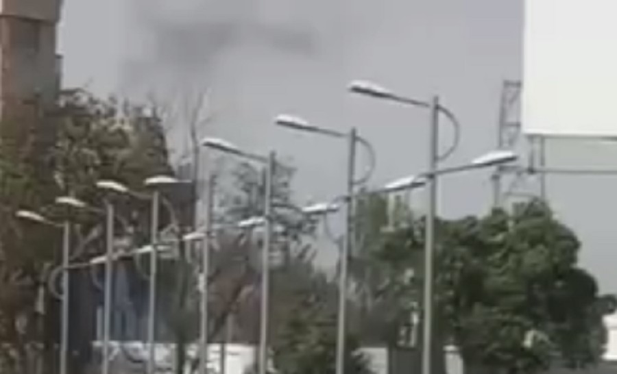 مردم معترض یک پایگاه بسیج را در اردبیل به آتش کشیدند + فیلم