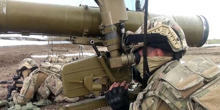 رزمایش یگان‌های ویژه ارتش  آذربایجان در مرزهای جنوبی + ویدئو