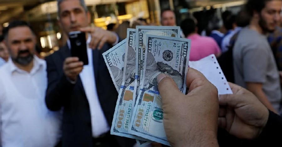 دلار تا پایان سال تا ۴۵‌ هزارتومان پیش می‌رود