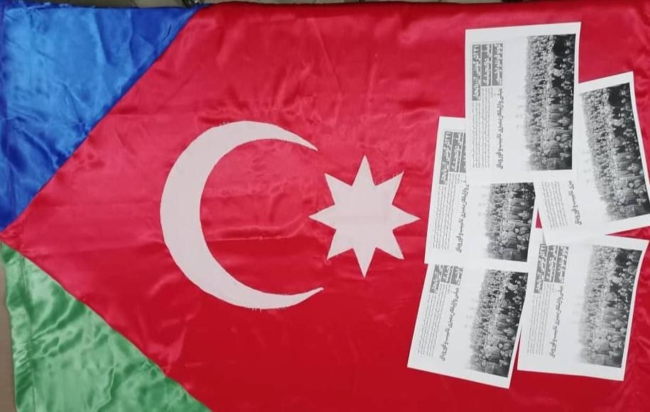 پخش تراکت به مناسبت ۲۱ آذر در تبریز