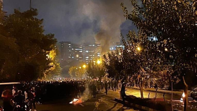 400 بازداشتی اعتراضات در تهران به حبس محکوم شدند