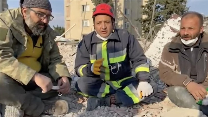 امدادگر آذربایجان جنوبی با فروش النگوی همسرش به کمک زلزله‌زدگان ترکیه رفت + فیلم