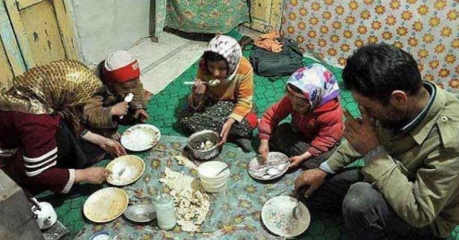 هشدار یک اقتصاددان: یک‌سوم سفره مردم نابود شده است