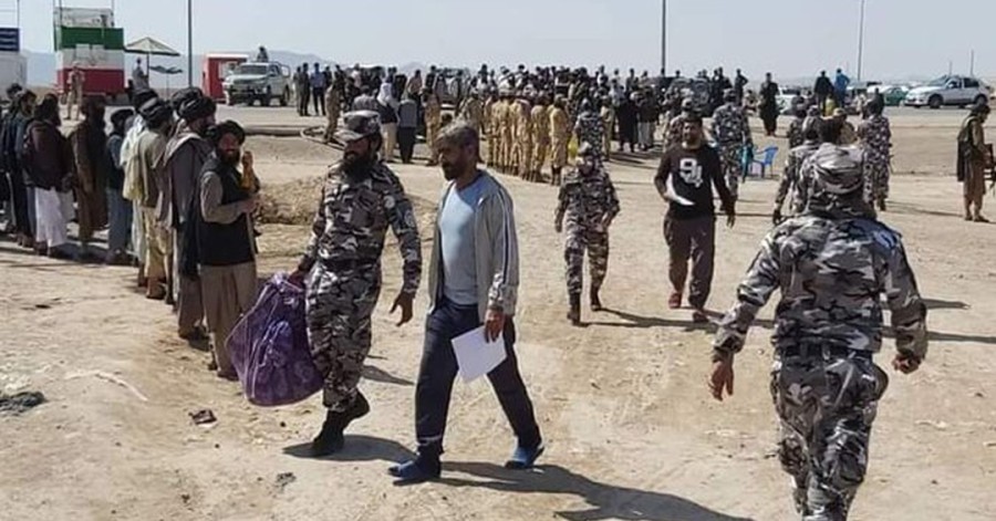 ۲۶۸ زندانی افغانستانی تحویل طالبان شد!