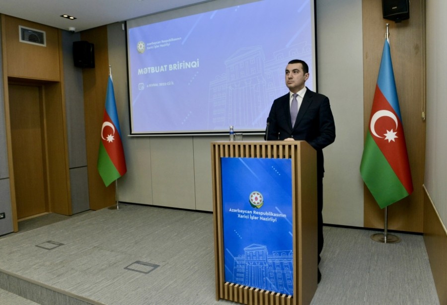 آذربایجان خواهان پذیرش واقعیت جنگ از سوی ارمنستان شد