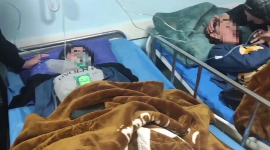 وضعیت نگران کننده تعدادی از دانش آموزان مدرسه معراج اردبیل در بیمارستان + فیلم