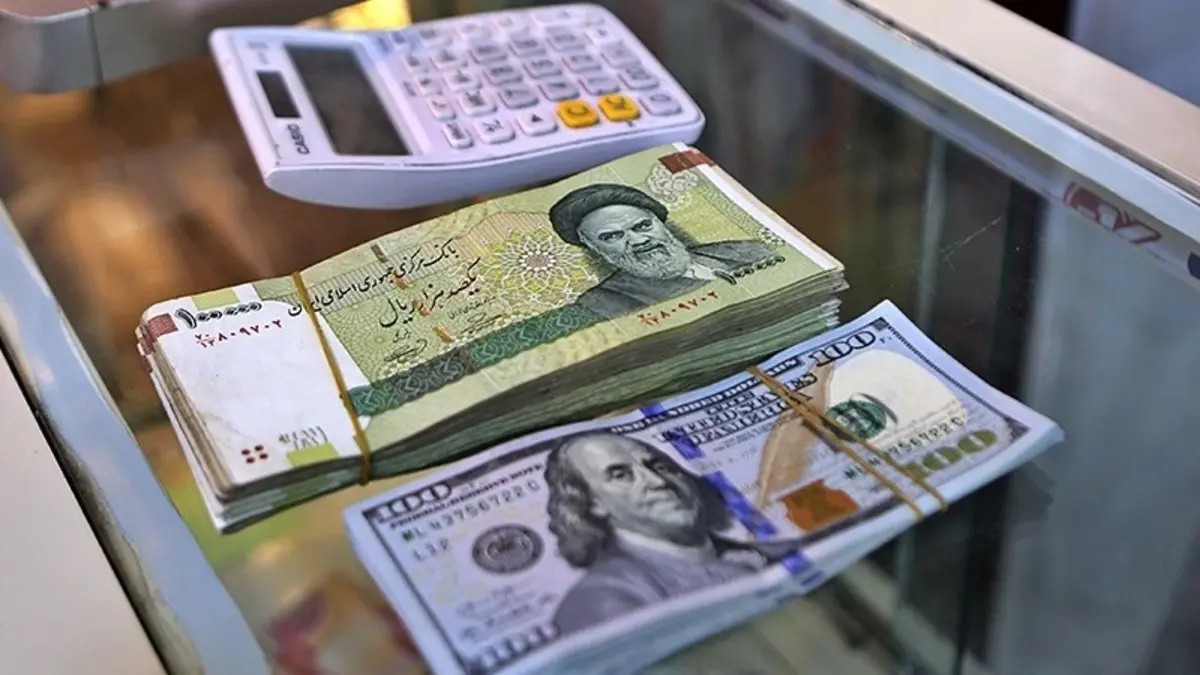  فروپاشی نظام پولی و بانکی ایران