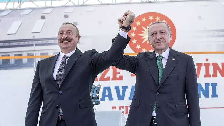 رئیس جمهور آذربایجان در تماس تلفنی با اردوغان پیشتازی «ائتلاف جمهور» را تبریک گفت