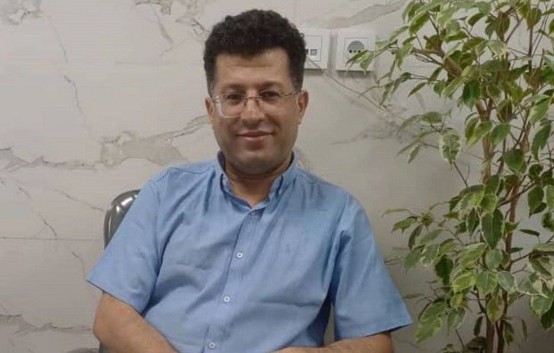 علیرضا فرشی جهت تحمل محکومیت ۲سال اقامت اجباری راهی باغملک شد