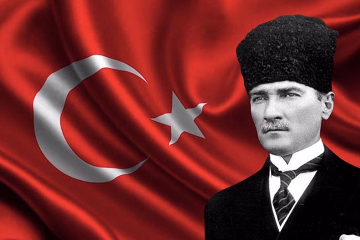 Qardaş Türkiyədə Atatürkü Anma günü qeyd olunur