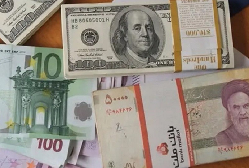 Tehran hökuməti dolların bahalaşmasında maraqlıdır