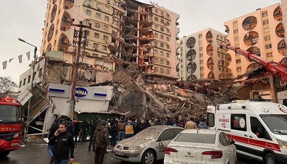 Qəhrəmanmaraşda güclü zəlzələ baş verib