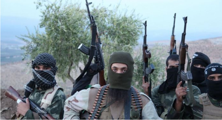 İŞİD-lə PKK arasında atışma başladı: ölənlər var