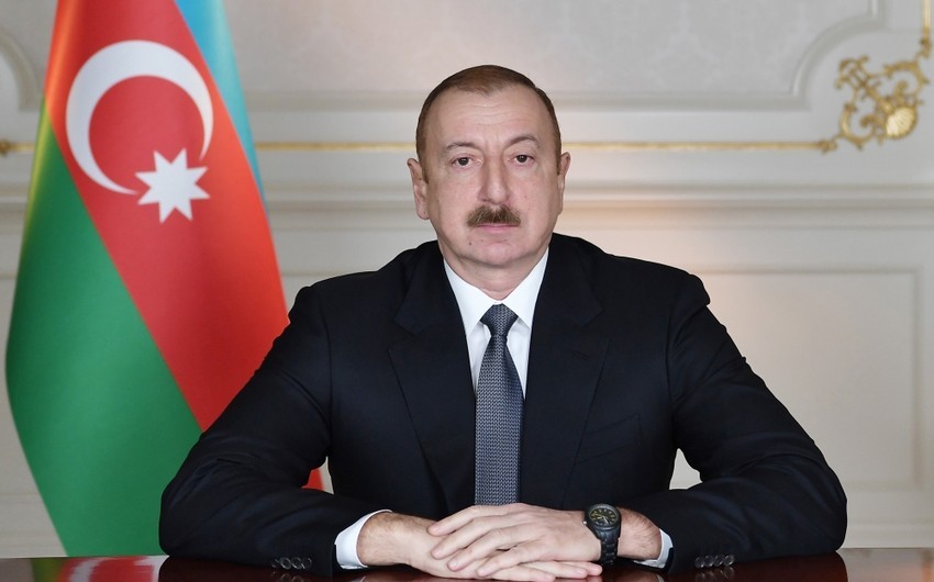 İlham Əliyev: "Separatçı təlxəklər toplusu bilməlidir ki, bizim səbrimizlə oynamaq olmaz"