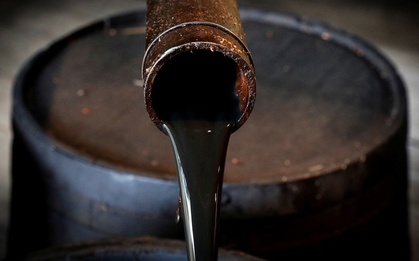 Bloomberg: Rusiya neftinin bareli 38 dollara satılıb