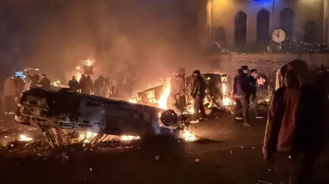 تمامی خوابگاه‌های دانشجویی «برای جلوگیری از ادامۀ اعتراضات» تعطیل شدند