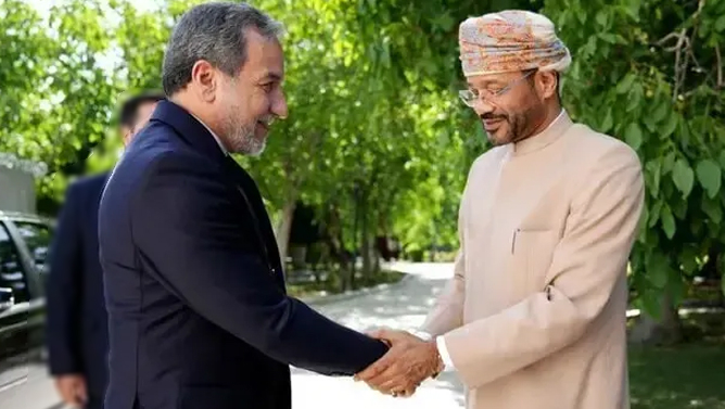 Oman heyəti Tehrana səfər etdi