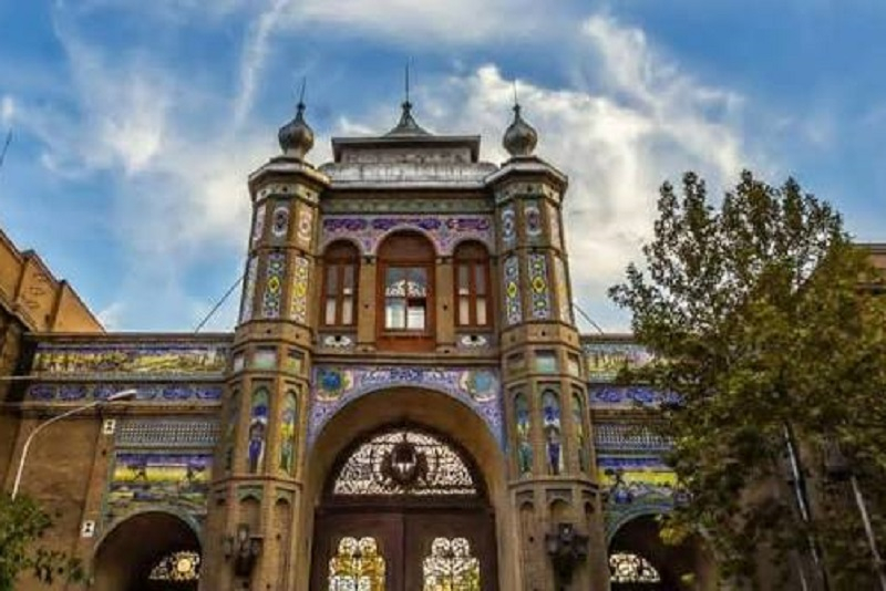 İranda daha 35 tələbə təhsildən uzaqlaşdırıldı