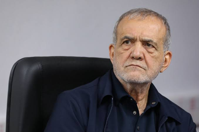 مسعود پزشکیان: به دلیل ملاحظات ملی و امنیتی امکان بیان برخی واقعیت‌ها را نداریم