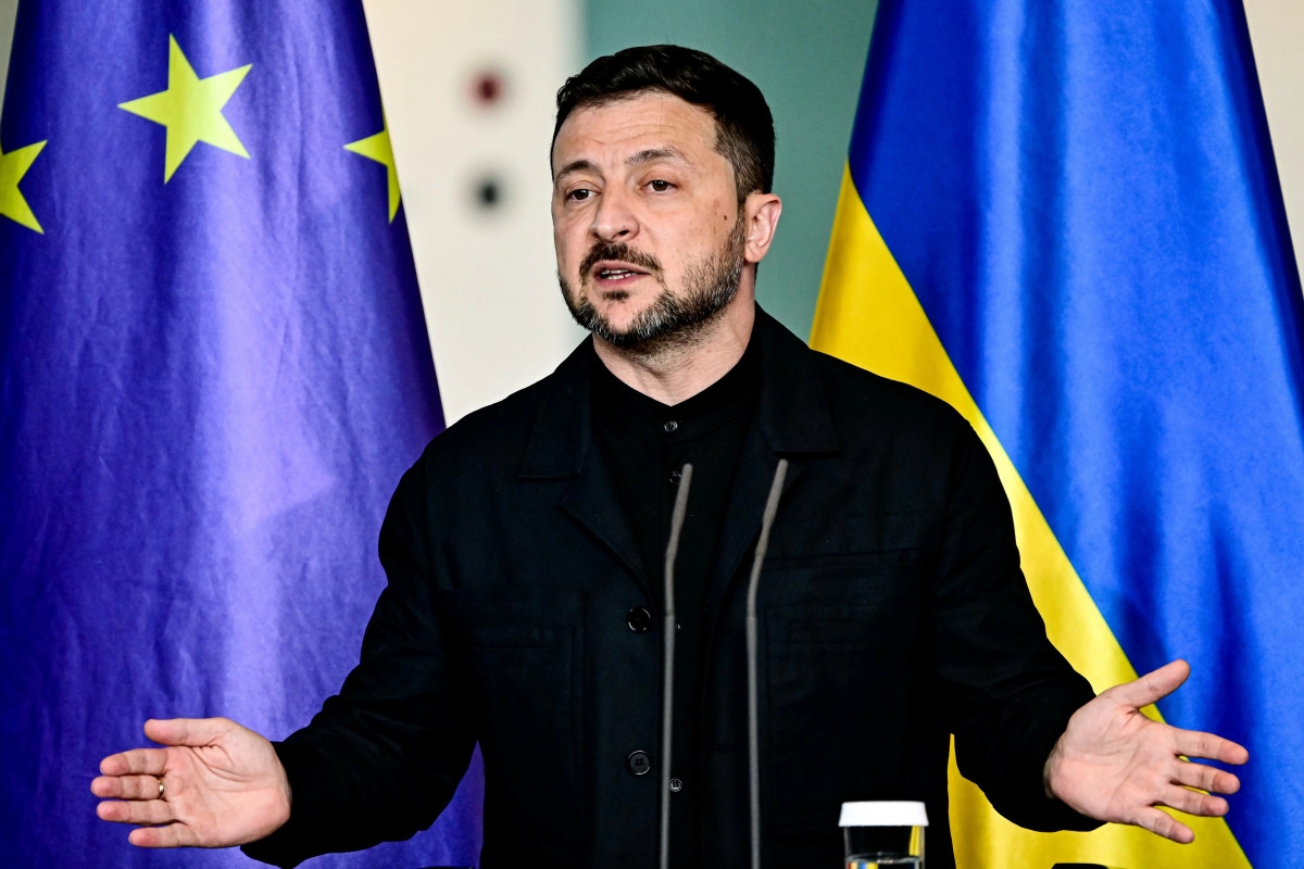 Ukrayna lideri: Aİ Rusiya ilə enerji ticarətini kəsməyin yollarını axtaracaq