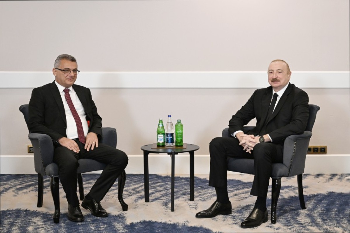 Dövlət başçısı Antalyada Şimali Kipr Prezidenti ilə görüşüb