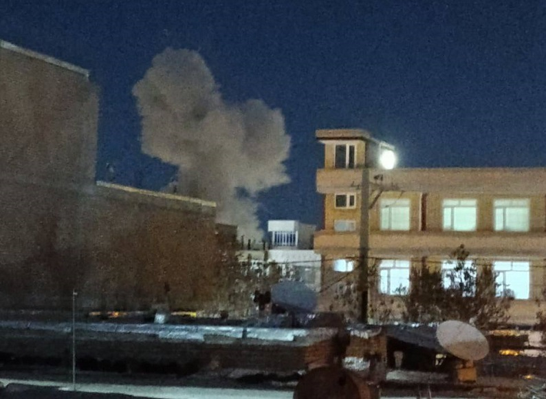 Sulduzda Polis mərkəzinə hava hücumu edildi