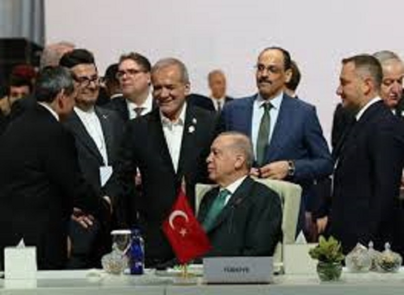 İran mediası Ərdoğana görə Pezeşkianı tənqid etdi