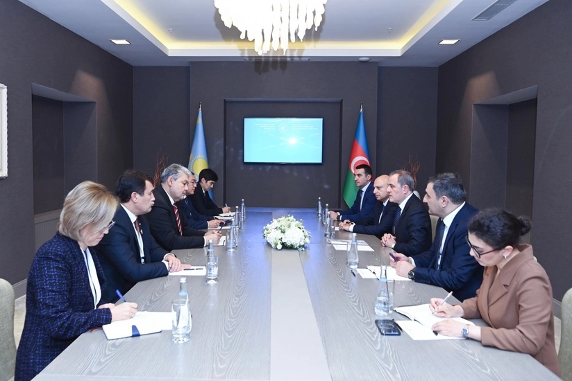 Azərbaycanla Qazaxıstan arasında strateji tərəfdaşlıq məsələləri müzakirə olunub