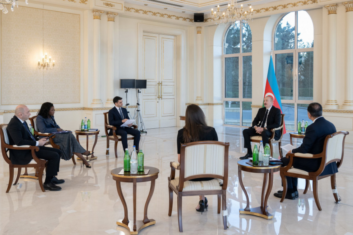 Prezident İlham Əliyev: Azərbaycan 20-yə yaxın ölkəyə hərbi təyinatlı məhsullar ixrac edir
