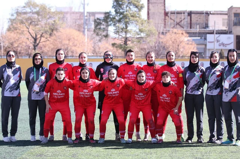 “Traktor”un qadın futbol komandası Birinci Liqaya yüksəldi