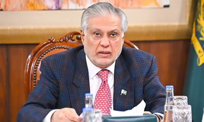 Pakistan iki dənizçisinin ölümü ilə nəticələnən husilərin gəmi hücumunu pisləyib